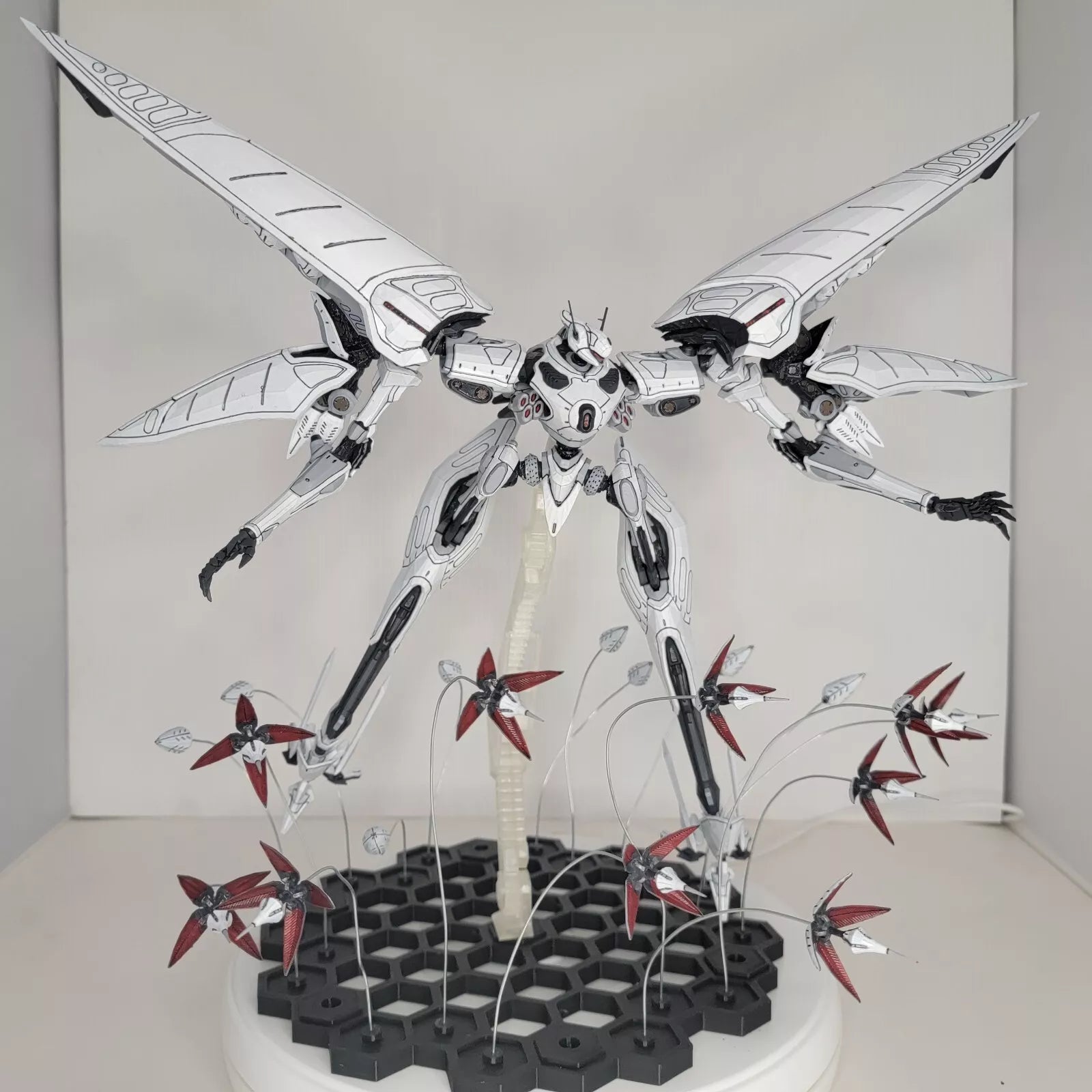 RRI IB-01: CEL 240 "IBIS" Autonomous Craft Resin Model Kit (30 Minutes Missions Scale)